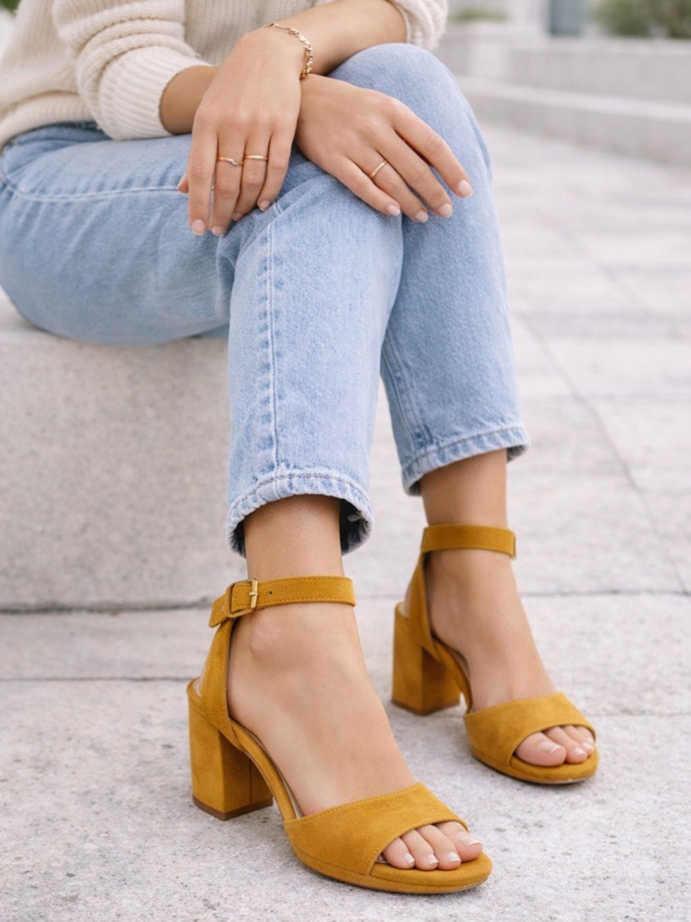 Callisto California Yellow Suede Block Heel Sandals Ankle Strap Boho Size 8.5